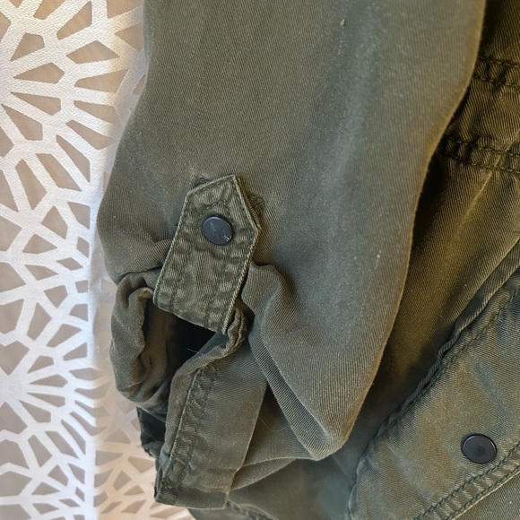 LOFT Utility Jacket - Picture 5 of 10
